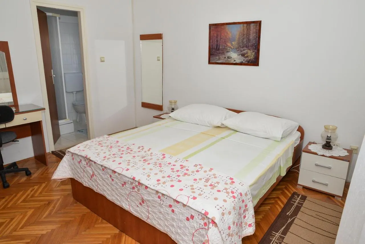 Apartments Sestan Задар 0*,