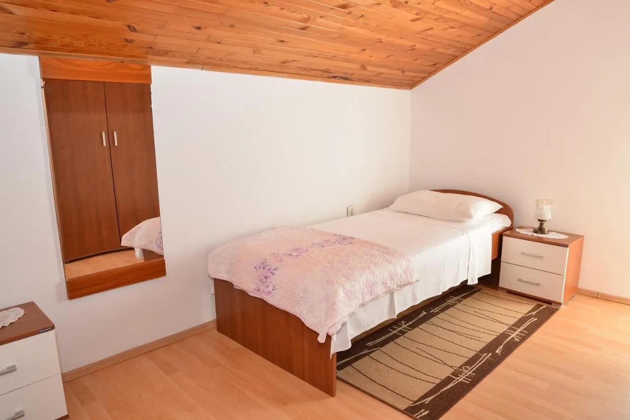 Apartments Sestan Задар 0*,